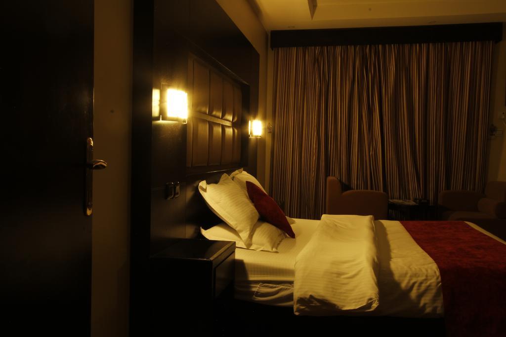 Manazel Al Hamra Apartment 2 Buraidah Bagian luar foto