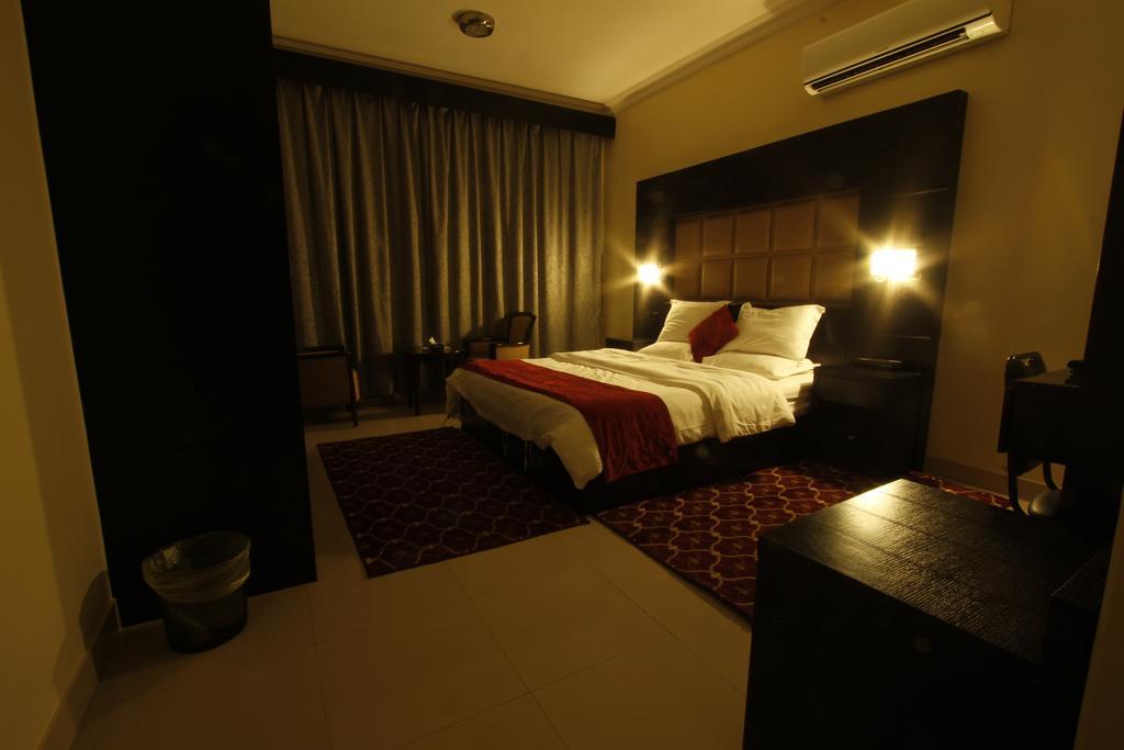 Manazel Al Hamra Apartment 2 Buraidah Ruang foto