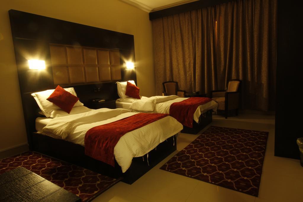 Manazel Al Hamra Apartment 2 Buraidah Bagian luar foto