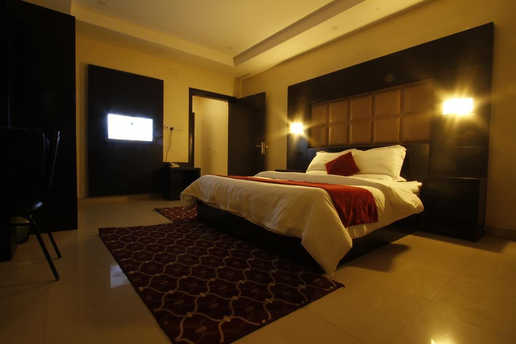 Manazel Al Hamra Apartment 2 Buraidah Ruang foto