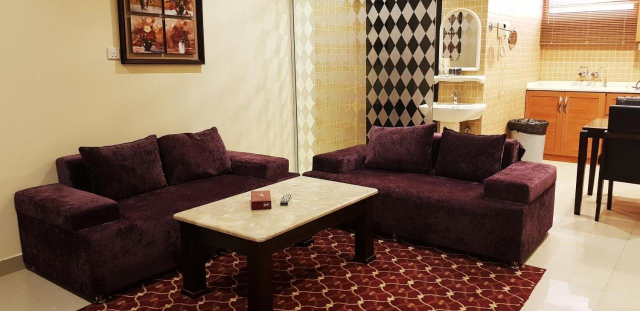 Manazel Al Hamra Apartment 2 Buraidah Bagian luar foto
