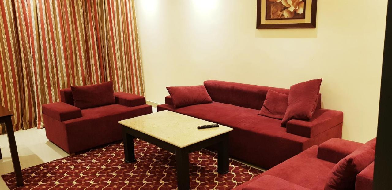 Manazel Al Hamra Apartment 2 Buraidah Bagian luar foto